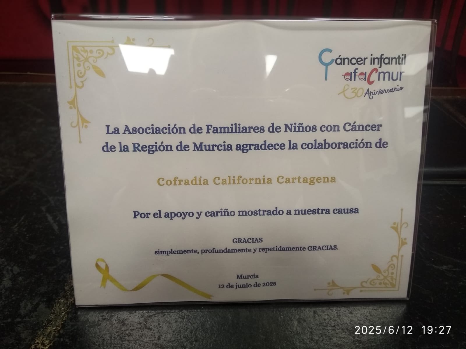 Entrega recaudación solidaria Cali Angels a AFACMUR