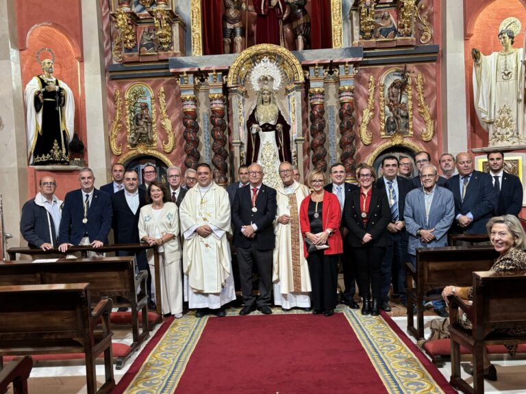 Despedida y bienvenida del nuevo Capellán